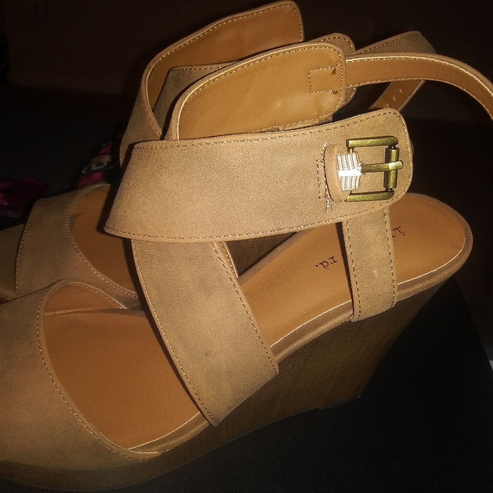 2 pair Heels